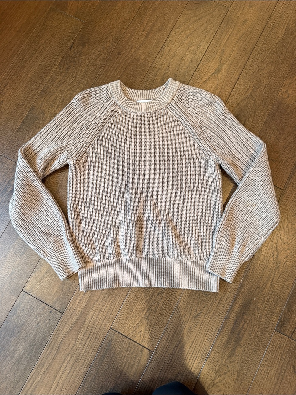Evereve Taupe Ribbed Crewneck Sweater in Size Small - P305